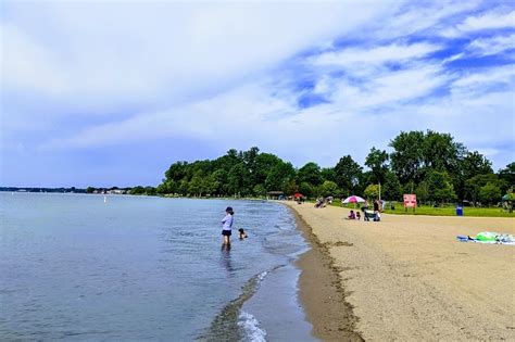 Nude beach around Detroit, MI/Windsor, ON